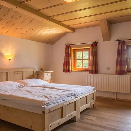 בית נופש Schmiedhaeusl *