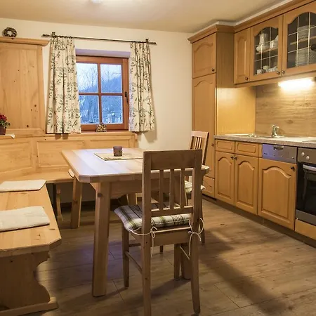 Schmiedhaeusl Дом отдыха Фуш-ан-дер-Гросглокнерштрассе